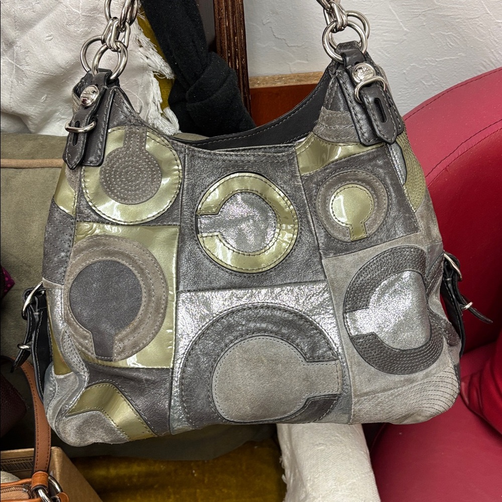 Stylish Women's Patchwork Bag - Black and Gray- minor wears but great condition - Picture 12 of 16